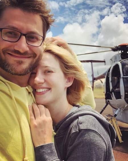 Yael Grobglas and her boyfriend, Artem Kroupenev are together since 2005